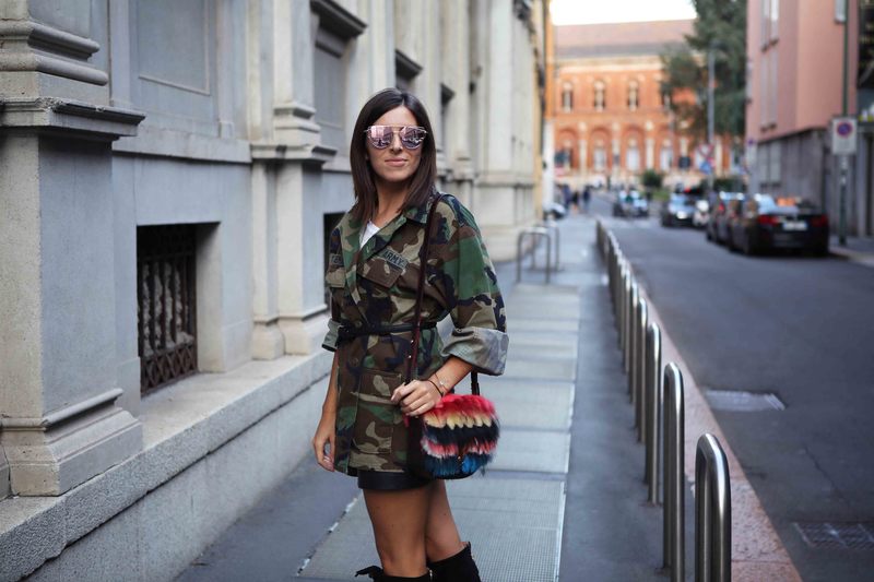 Giacca_militare_-_fluffy_bag_paula_cademartori_4.jpg