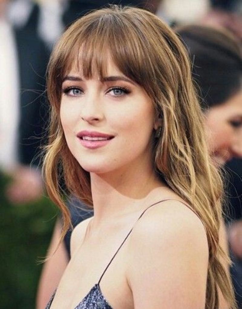 bangs_2_dakota_johnson.jpg