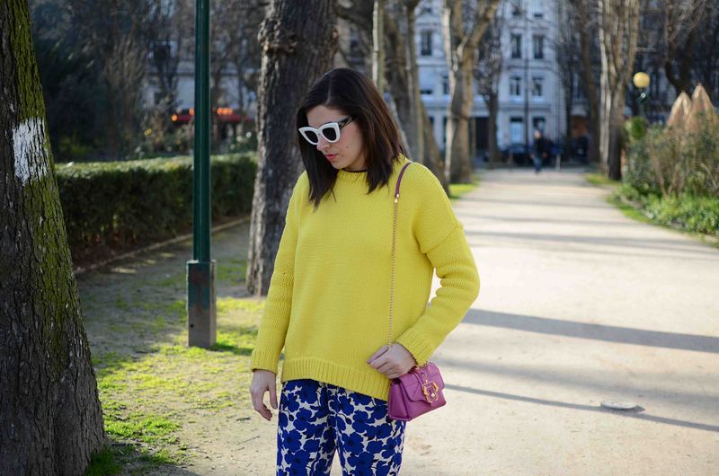 Maglione_oversize_zara_pantalone_floreale_4.JPG
