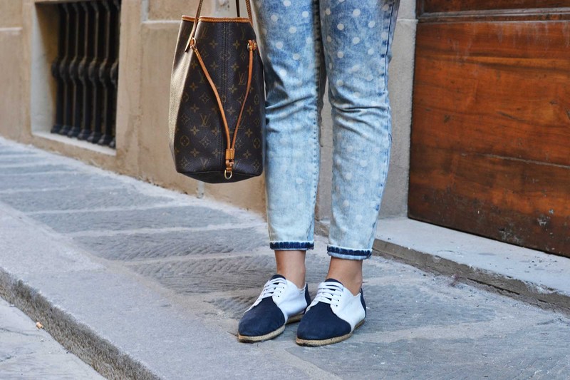 Jeans_Pois_Felpa_Berschka_4.JPG